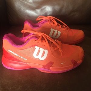 Wilson rush pro tennis shoes